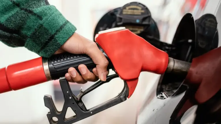 Rencana Aturan Beli BBM Subsidi Pakai STNK 2026, Begini Respons Pertamina