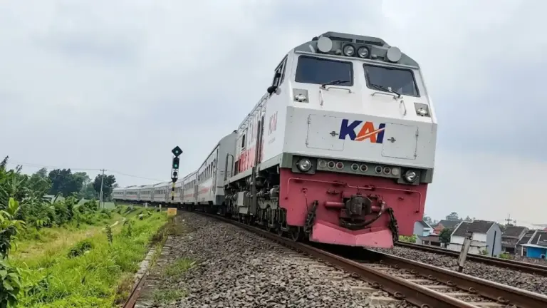 Sengaja Ganjal Rel Kereta Di Tulungagung, Pelaku Terancam Hukuman 15 Tahun