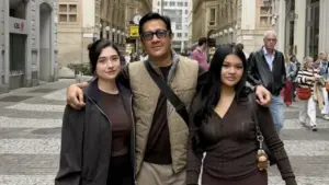 Andre Taulany Boyong Amanda Rigby dan Lova Liburan Romantis ke Italia