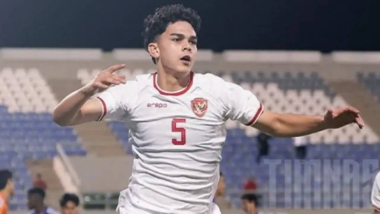 Mathew Baker Menangis Bangga