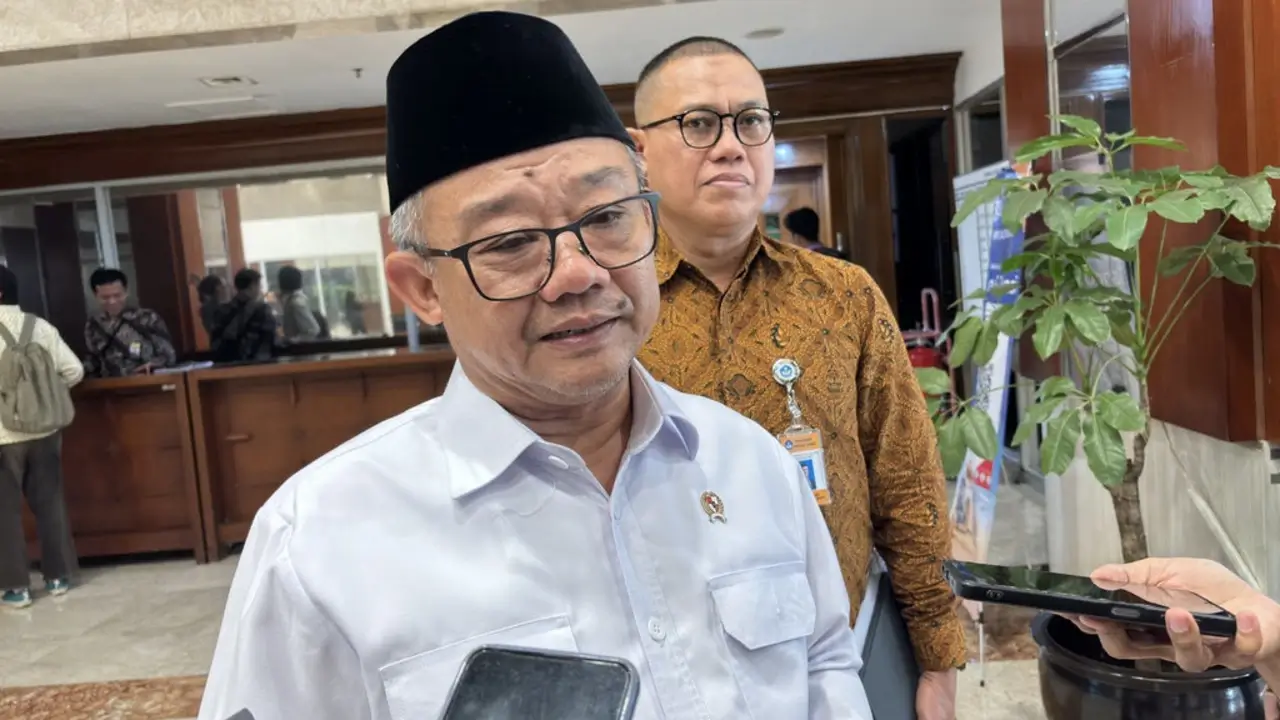 Mendikdasmen Siapkan 3 Kado Hari Guru Nasional