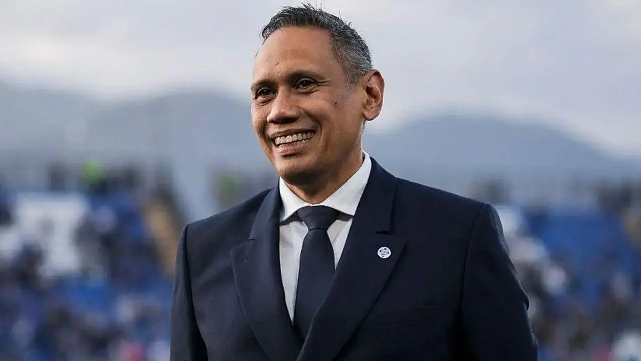 Mirwan Suwarso di Como