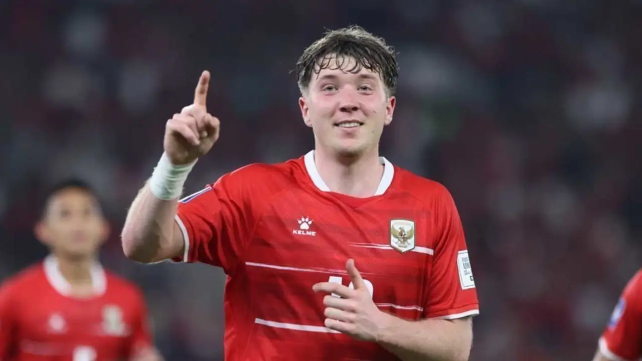 Ole Romeny Saat Bela Timnas Indonesia