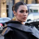 Penampilan Raisa di Paris Fashion Week Curi Perhatian Dengan Warna Hitam