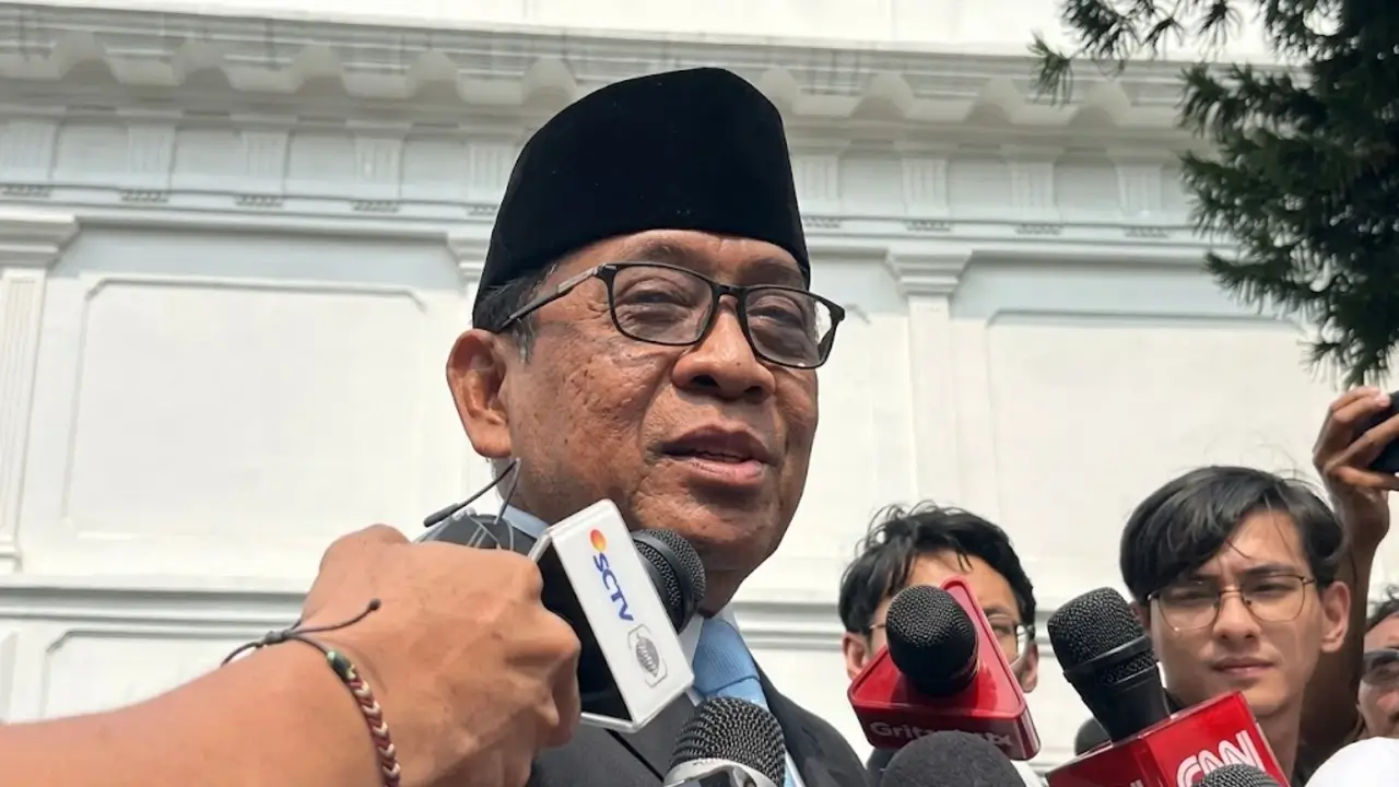 Pratikno Datang Pelantikan Watimpres