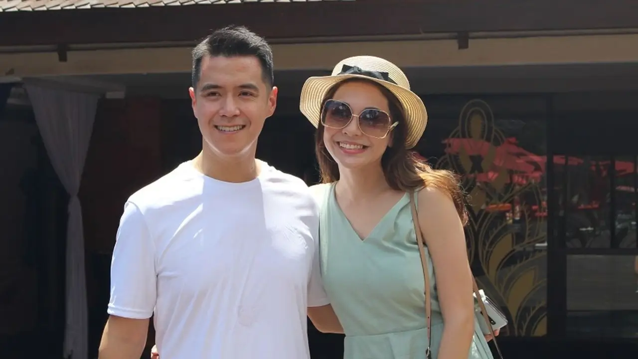 Profil Krisna Wardhana Suami Maya Septha