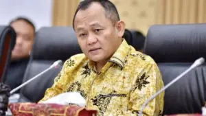 Profil Sarmuji Sebagai Menteri Perindustrian