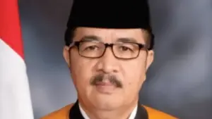 Profil Yulius, Hakim MA yang Mengabulkan Gugatan Penyetaraan Ijazah Gibran