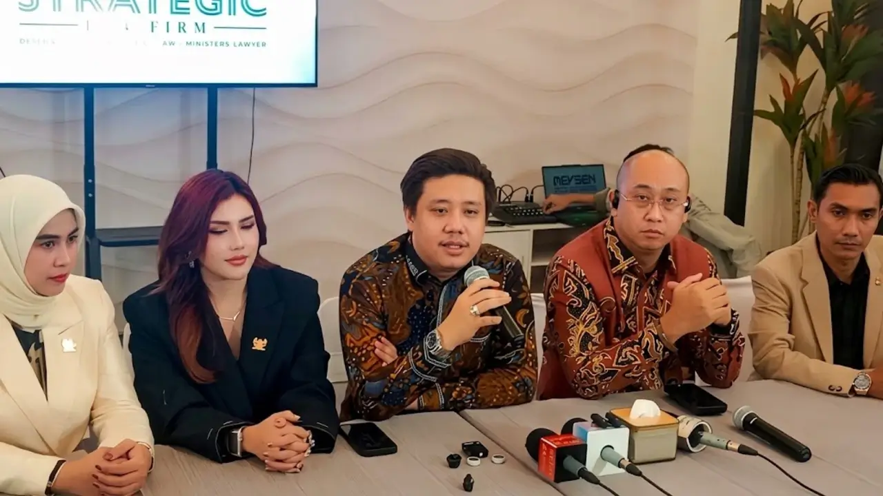 Sarwendah dan Tim Kuasa Hukum