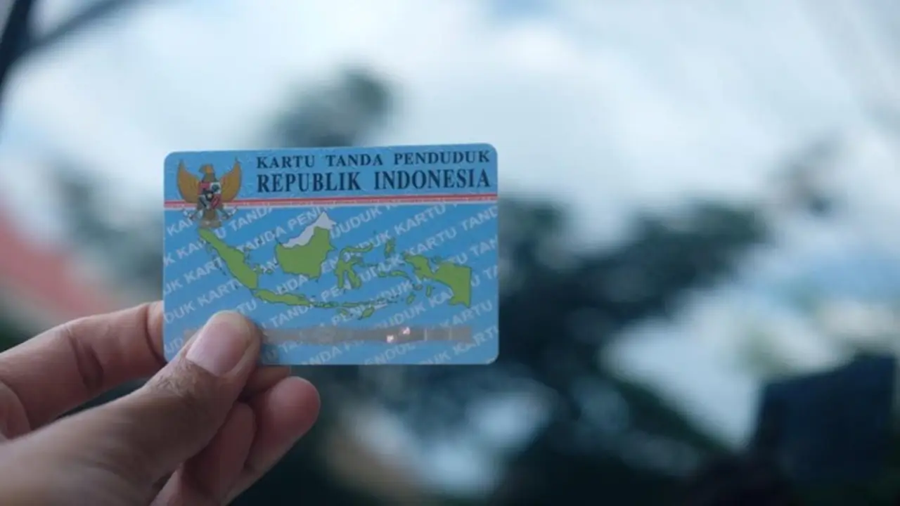 kartu tanda penduduk (KTP)